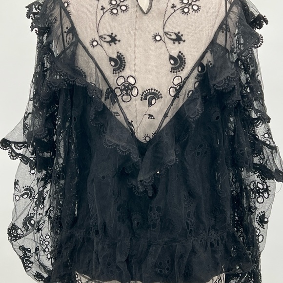 CHLOÉ ~ CHLOÉ LACE BLACK LONG SLEEVE BLOUSE WITH BAND COLLAR FLORAL DETAIL - Picture 7 of 16